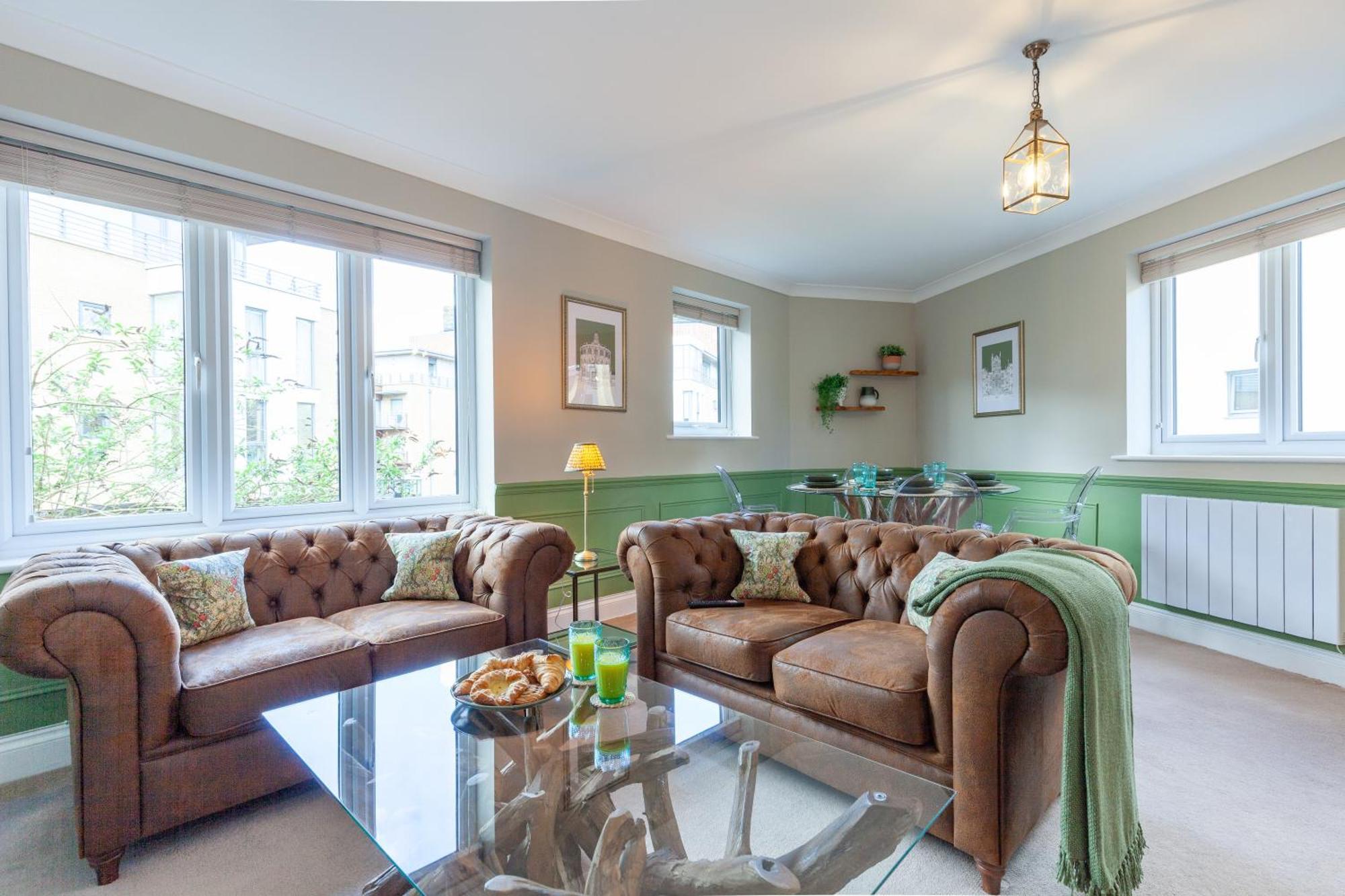 A Gem Nestled In The Heart Of Oxford With Parking! Apartment Екстериор снимка