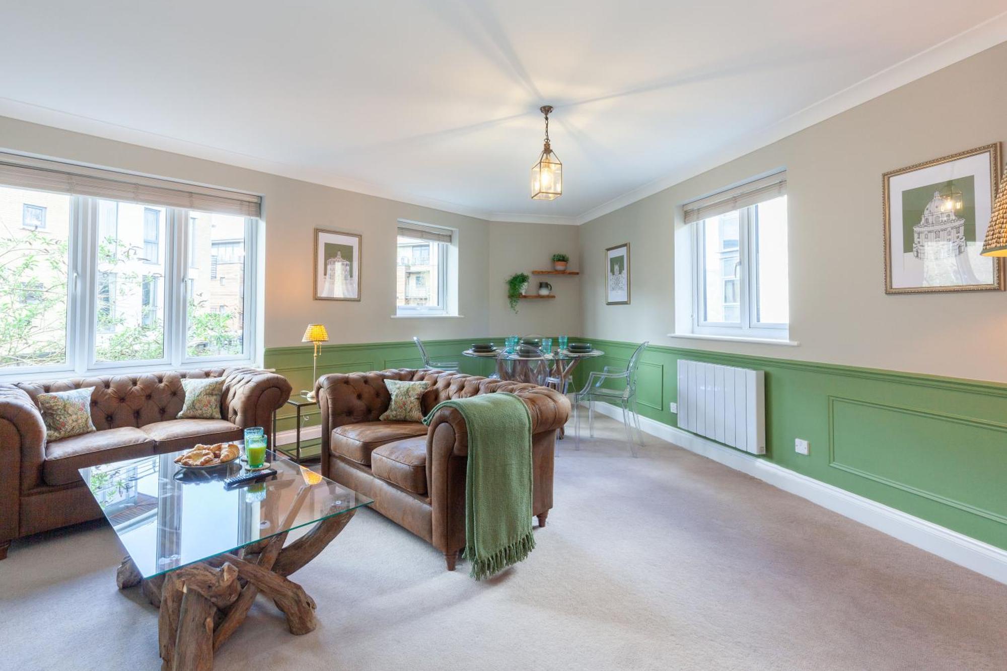 A Gem Nestled In The Heart Of Oxford With Parking! Apartment Екстериор снимка
